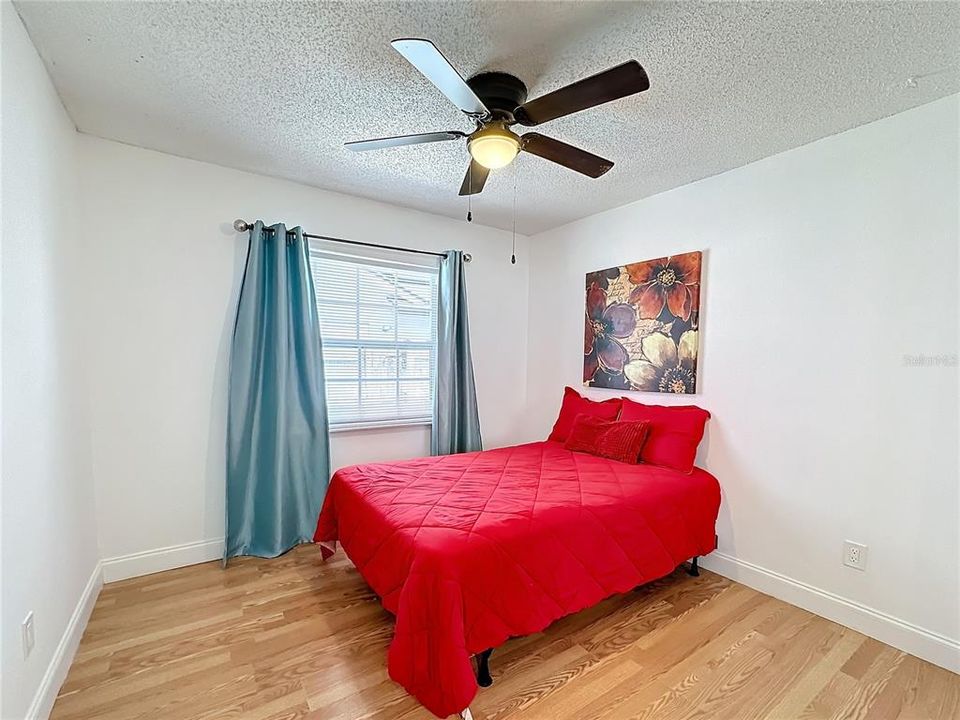 For Sale: $470,000 (4 beds, 2 baths, 1826 Square Feet)