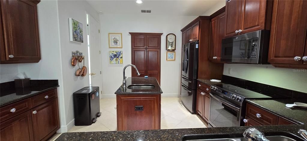 For Sale: $419,900 (3 beds, 2 baths, 2485 Square Feet)