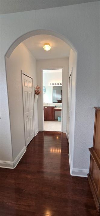 For Sale: $419,900 (3 beds, 2 baths, 2485 Square Feet)