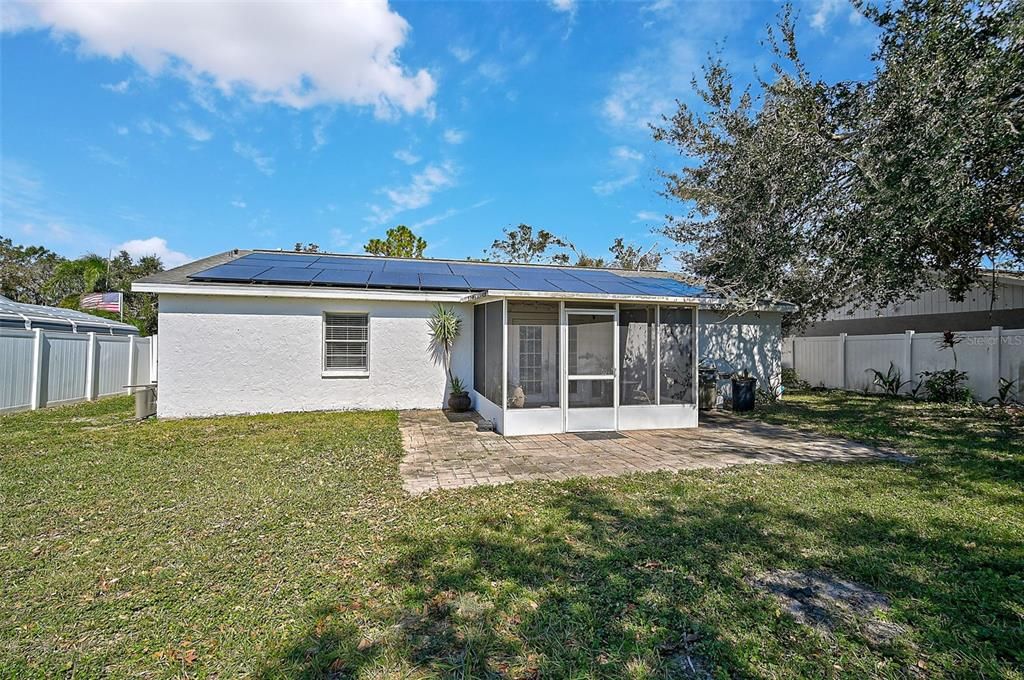 For Sale: $465,000 (4 beds, 2 baths, 1367 Square Feet)