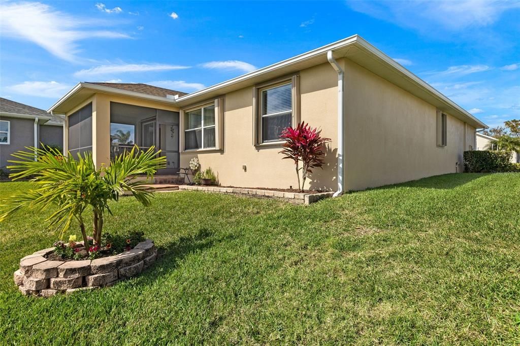 For Sale: $399,900 (3 beds, 2 baths, 1808 Square Feet)