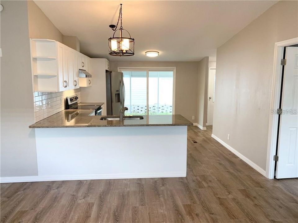 For Sale: $204,950 (3 beds, 2 baths, 1170 Square Feet)