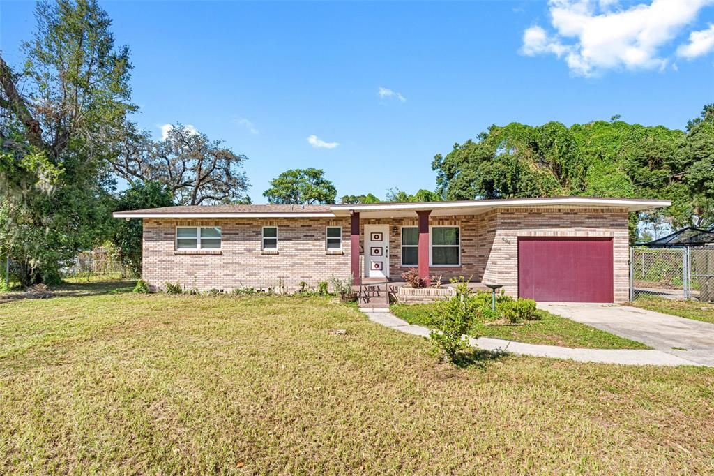 For Sale: $439,000 (3 beds, 2 baths, 1677 Square Feet)