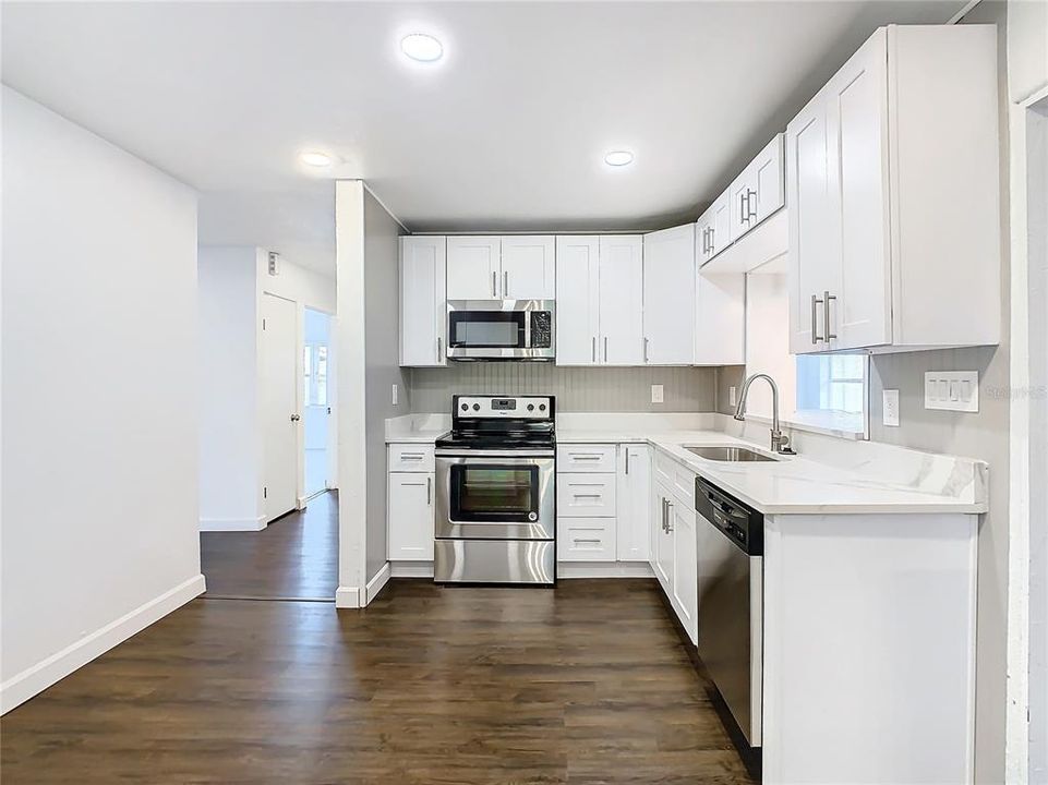 For Sale: $375,000 (4 beds, 2 baths, 2114 Square Feet)