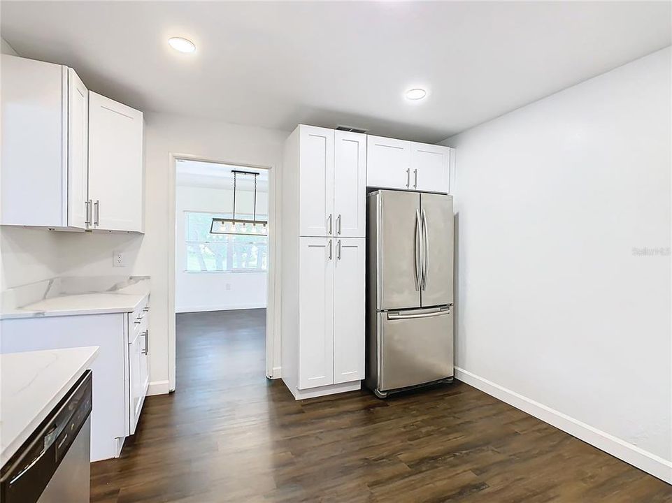 For Sale: $375,000 (4 beds, 2 baths, 2114 Square Feet)