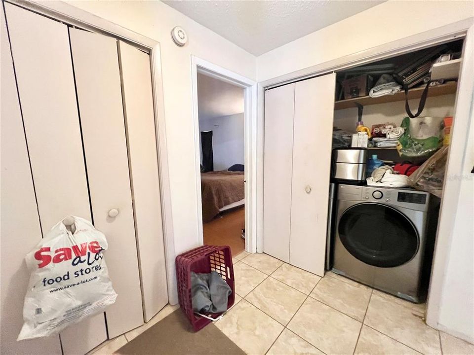 En Venta: $258,000 (3 camas, 2 baños, 1370 Pies cuadrados)