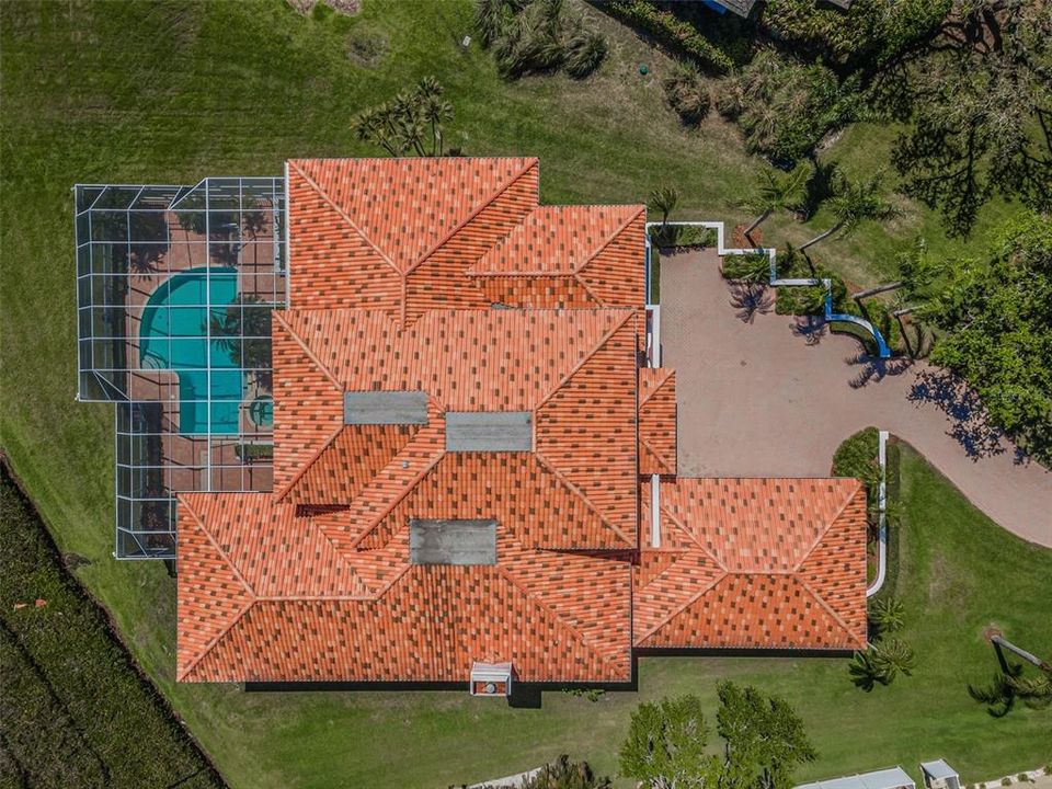 合同活跃: $3,800,000 (4 贝兹, 4 浴室, 5512 平方英尺)