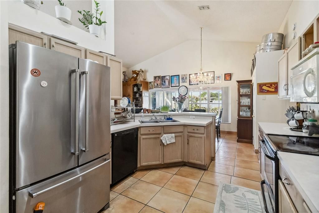 For Sale: $445,000 (4 beds, 2 baths, 1949 Square Feet)