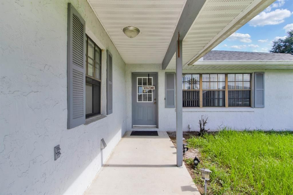 Active With Contract: $1,850 (3 beds, 2 baths, 1468 Square Feet)