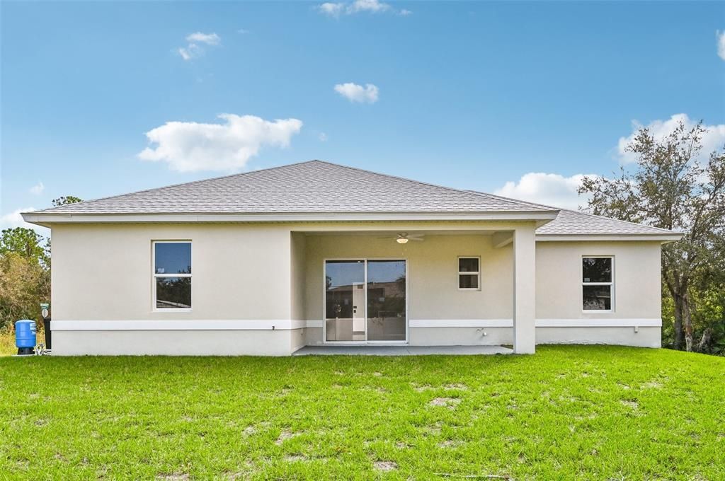 For Sale: $310,000 (3 beds, 2 baths, 1345 Square Feet)