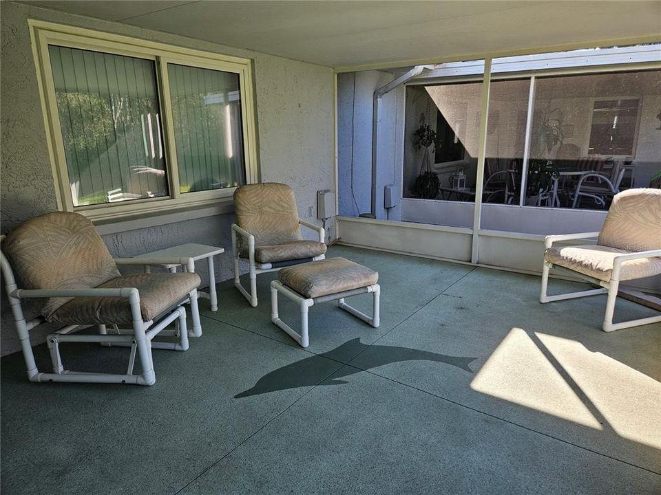 Furniture in Screened Lanai