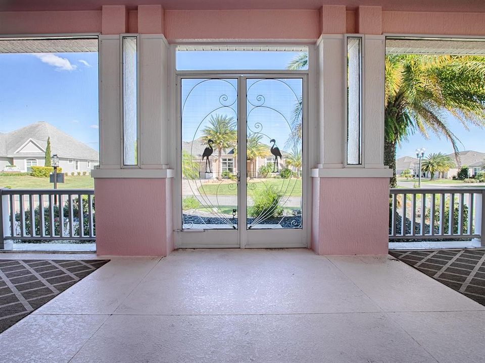 SPACIOUS FRONT PORCH!