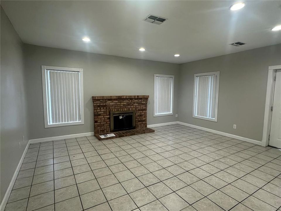 For Sale: $350,000 (0 beds, 0 baths, 2039 Square Feet)