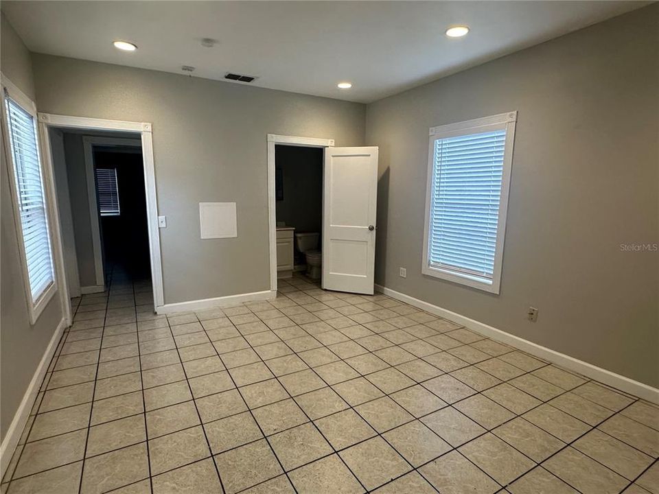 For Sale: $350,000 (0 beds, 0 baths, 2039 Square Feet)