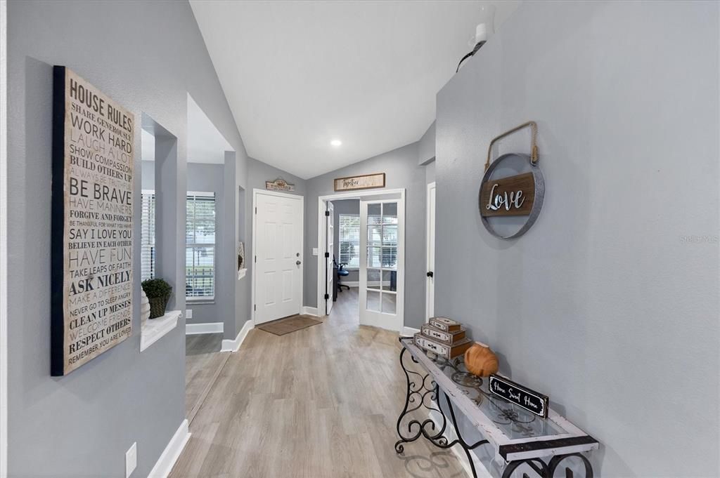 Active With Contract: $402,000 (3 beds, 2 baths, 2084 Square Feet)