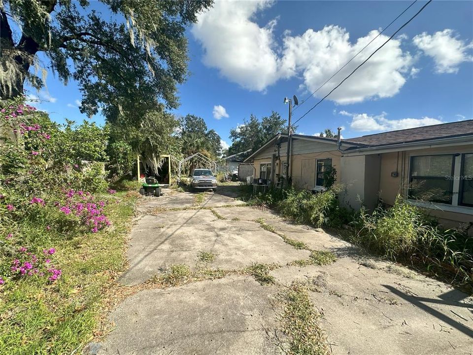 For Sale: $225,000 (3 beds, 2 baths, 1520 Square Feet)