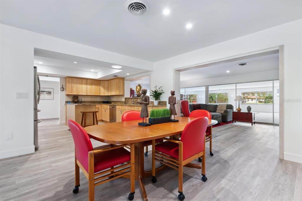 Dining Room/Kitchen