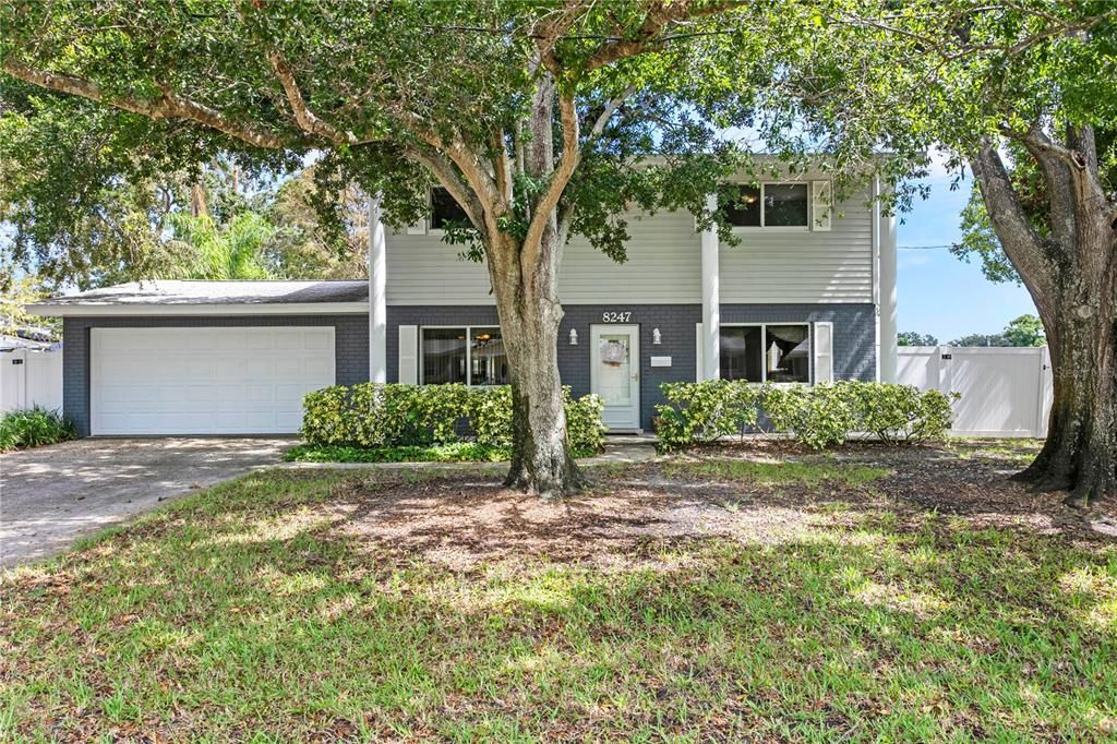 For Sale: $695,000 (3 beds, 2 baths, 2208 Square Feet)