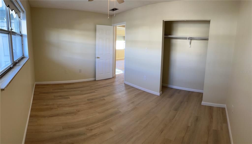 For Sale: $133,000 (2 beds, 2 baths, 1110 Square Feet)