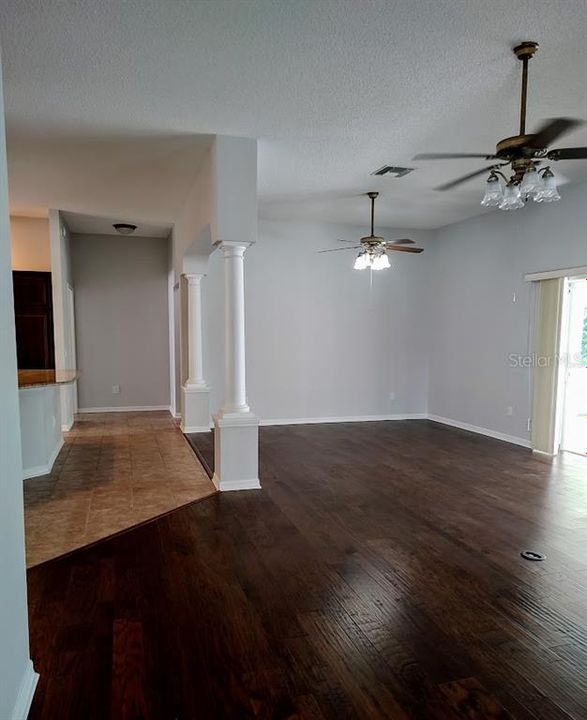 Dinning room/ Living Room Combo