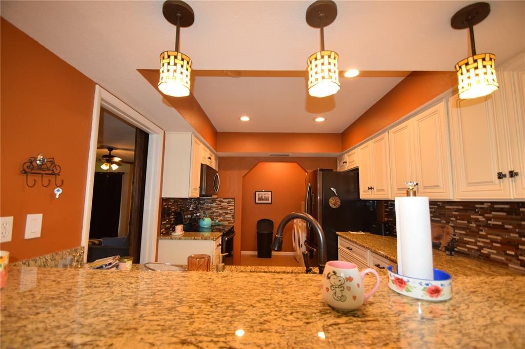 Kitchen / Laundry area / Pantry