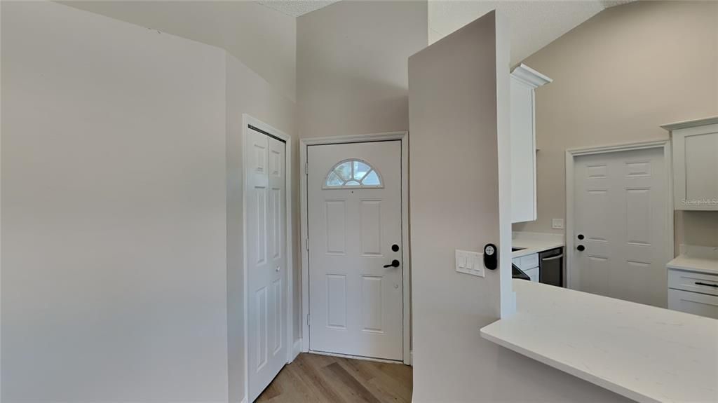 For Sale: $319,900 (3 beds, 2 baths, 1123 Square Feet)