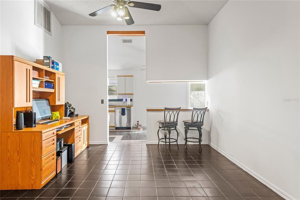 For Sale: $545,500 (3 beds, 2 baths, 2074 Square Feet)