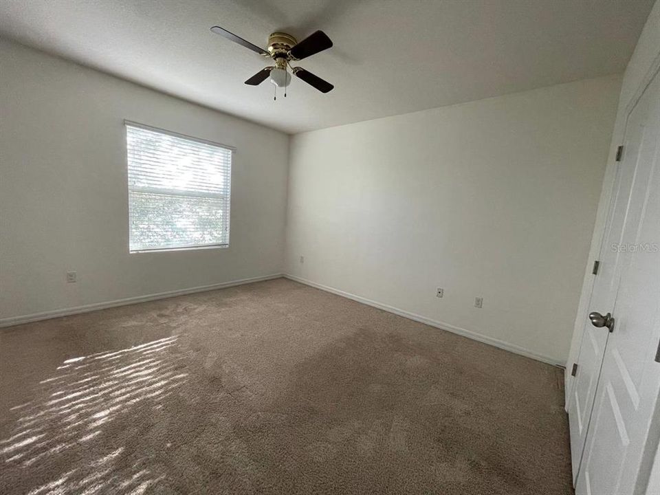 For Rent: $2,195 (3 beds, 2 baths, 1689 Square Feet)