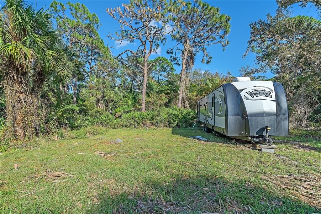 For Sale: $879,900 (3 beds, 2 baths, 2237 Square Feet)