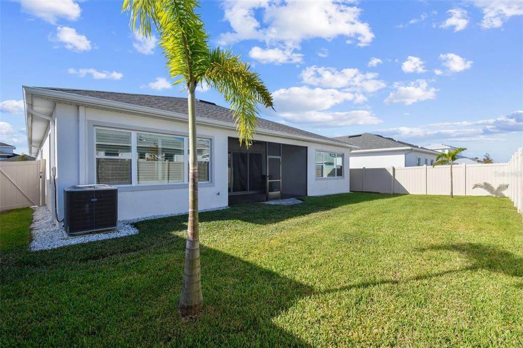 For Sale: $695,000 (3 beds, 2 baths, 2497 Square Feet)