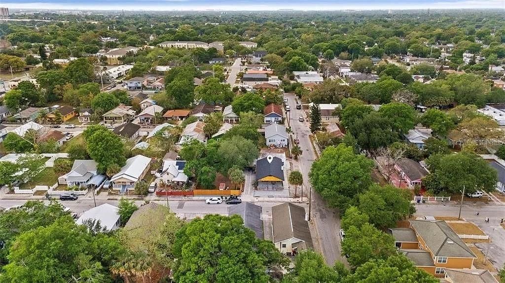 View of neighborhood/location