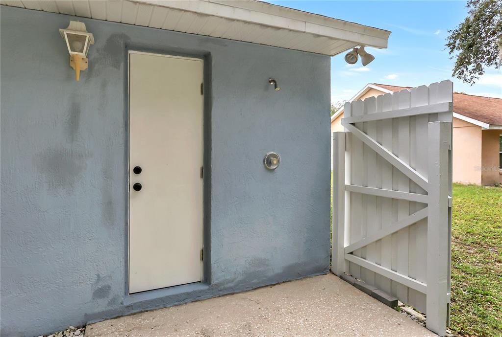 Outside Shower with Privacy Fence