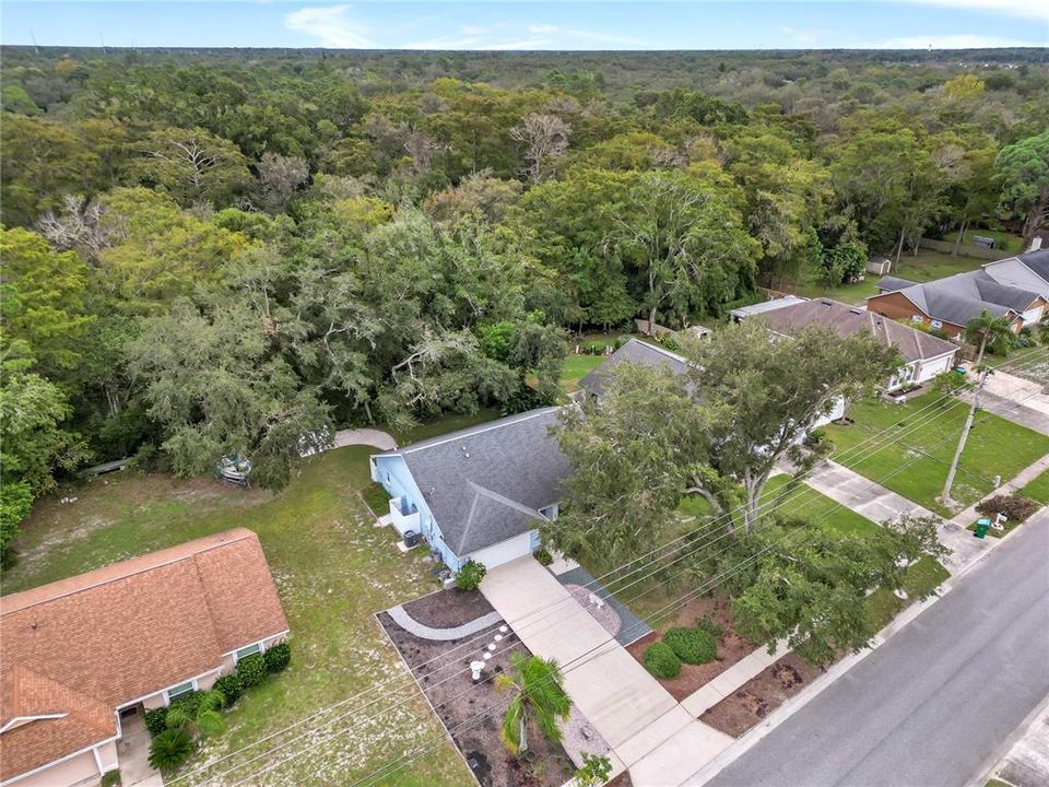 For Sale: $399,000 (3 beds, 2 baths, 1719 Square Feet)