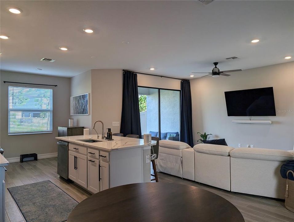 For Sale: $424,990 (3 beds, 2 baths, 1827 Square Feet)