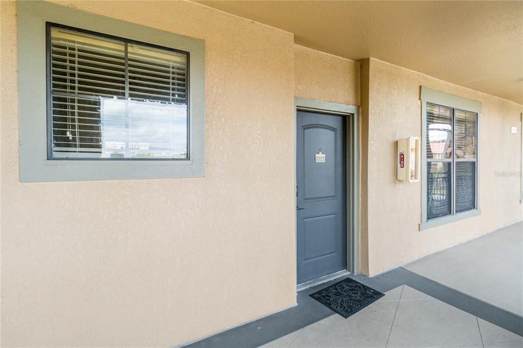 For Sale: $199,900 (2 beds, 2 baths, 1039 Square Feet)