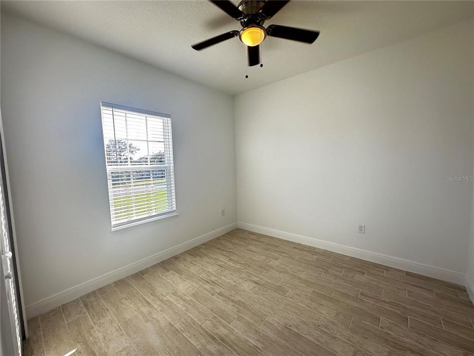 For Rent: $2,100 (3 beds, 2 baths, 1514 Square Feet)