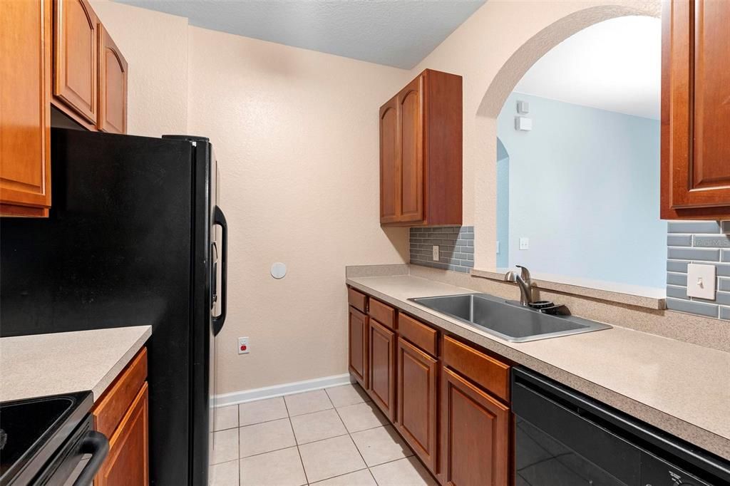 For Rent: $1,990 (3 beds, 2 baths, 1408 Square Feet)