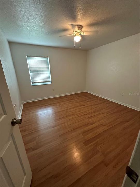 For Rent: $2,000 (3 beds, 2 baths, 1915 Square Feet)