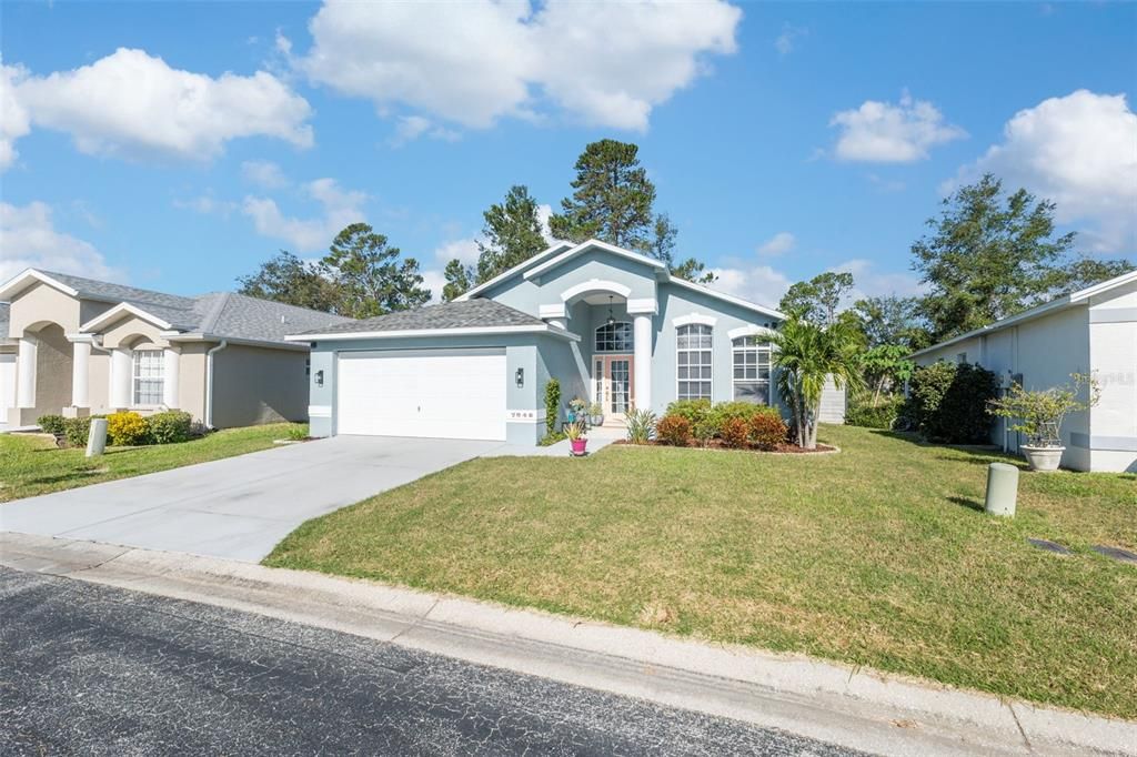 For Sale: $370,000 (3 beds, 2 baths, 1595 Square Feet)