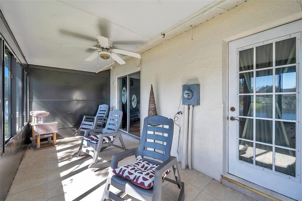 Active With Contract: $289,500 (2 beds, 2 baths, 1132 Square Feet)