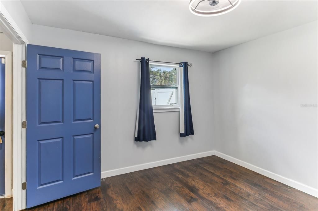 For Sale: $459,000 (3 beds, 2 baths, 1250 Square Feet)