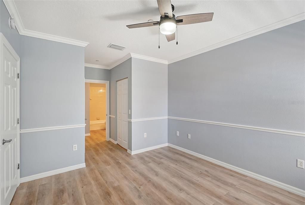 For Sale: $365,000 (2 beds, 2 baths, 1431 Square Feet)