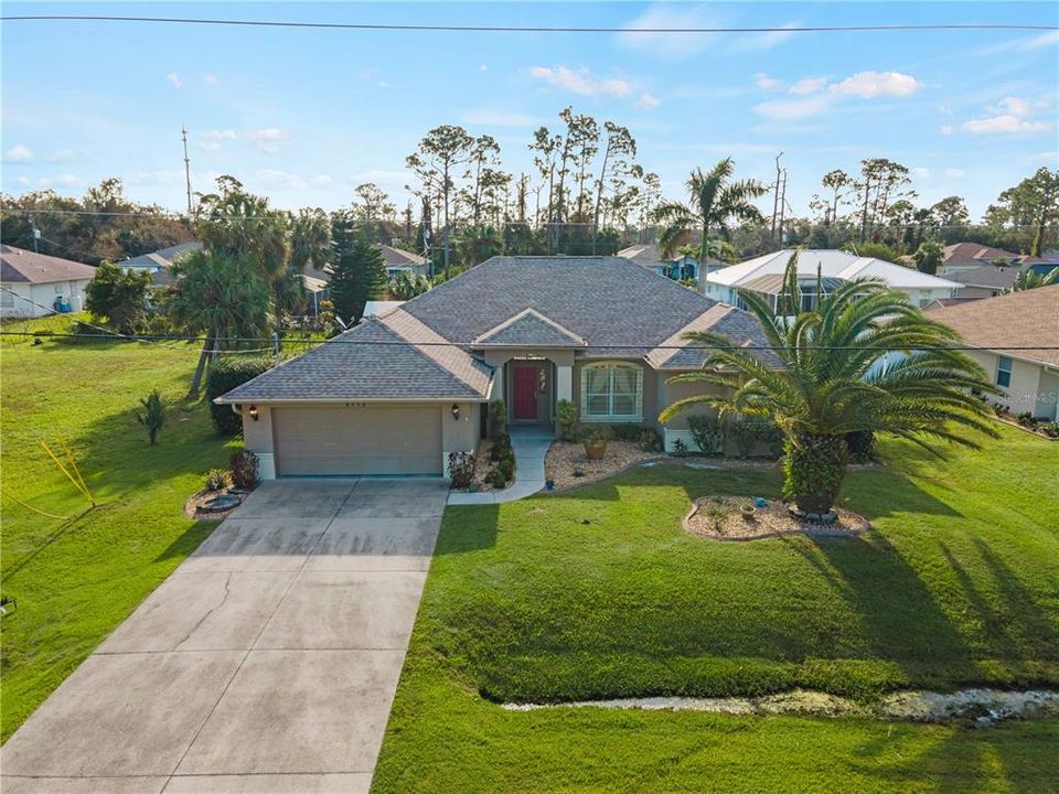 For Sale: $450,000 (3 beds, 2 baths, 1920 Square Feet)