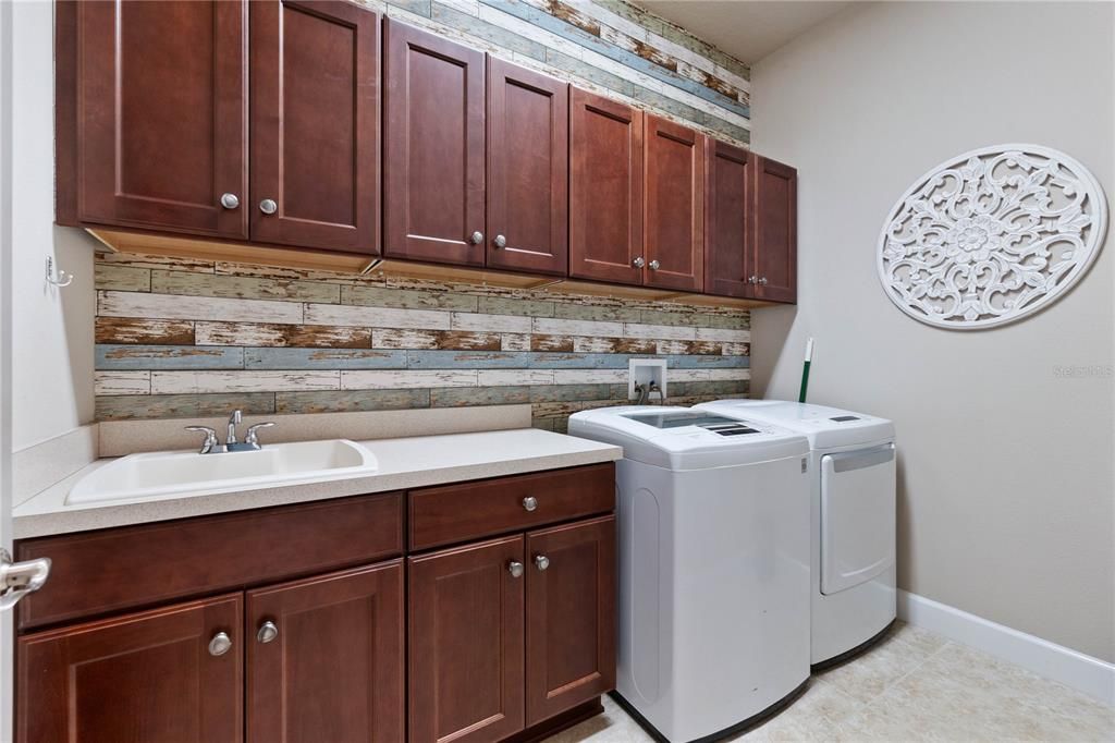 Laundry Room w/Sink & Storage Cabinets