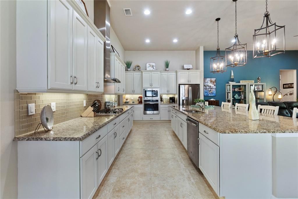 Granite Countertops w/Tile Backsplash