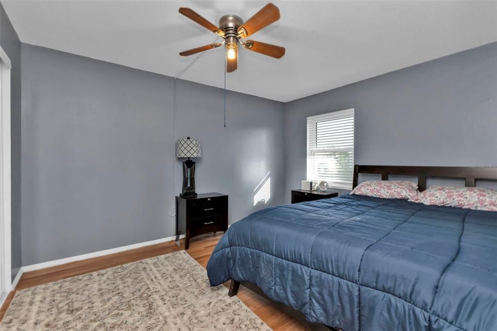 For Sale: $449,900 (3 beds, 2 baths, 1676 Square Feet)