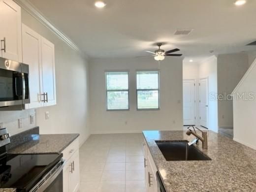 For Rent: $2,295 (3 beds, 2 baths, 1597 Square Feet)