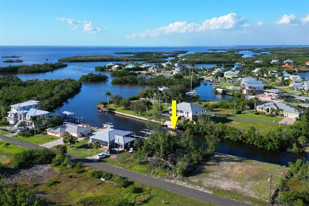 На продажу: $267,000 (0.25 acres)