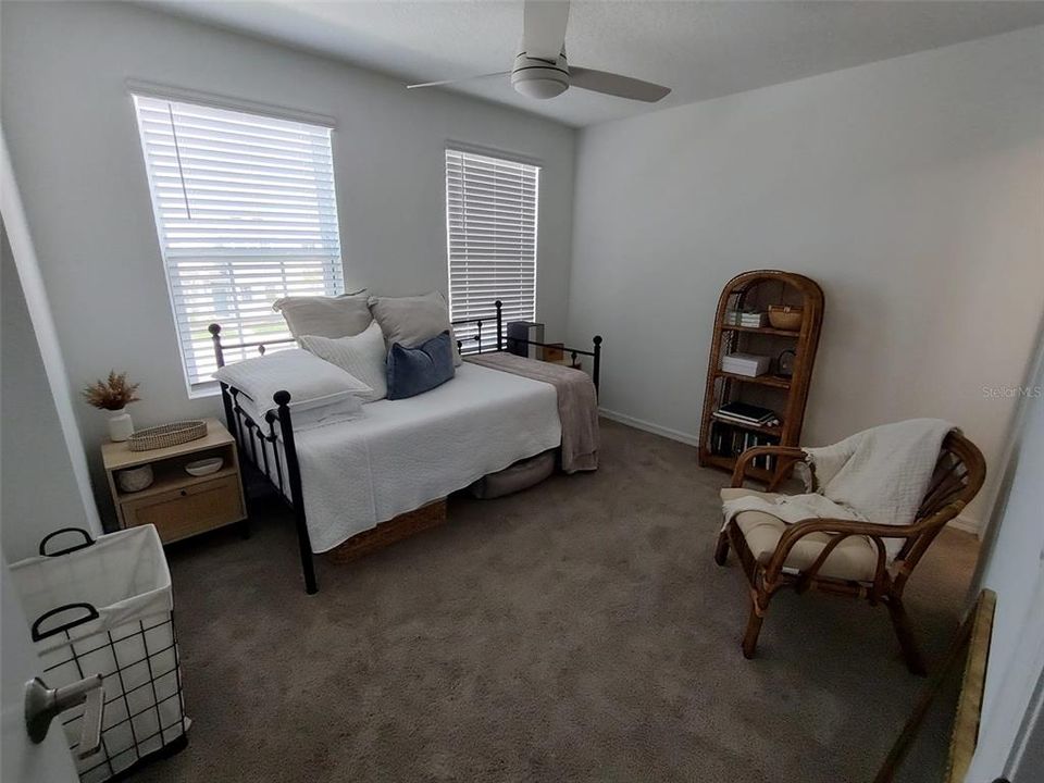 For Sale: $289,900 (2 beds, 2 baths, 1235 Square Feet)