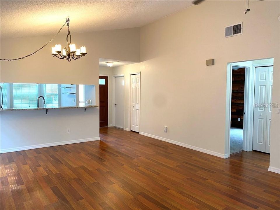 For Rent: $2,150 (3 beds, 2 baths, 1175 Square Feet)